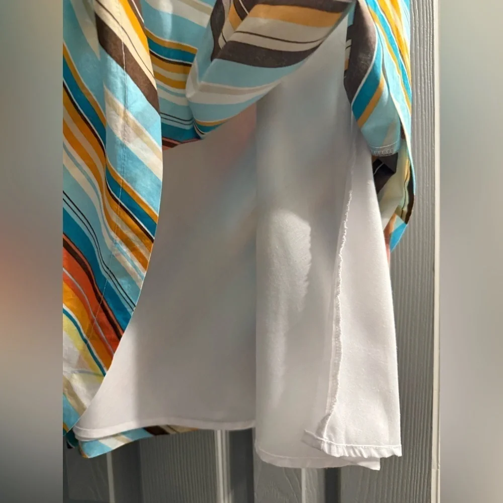New York & Company lined A-line skirt in bright colors  women’s size 10
